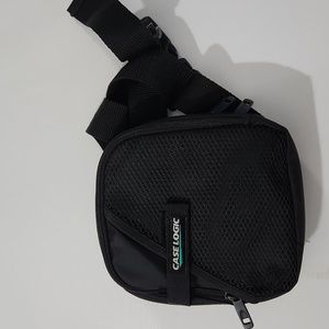 NWOT Case Logic fanny pack